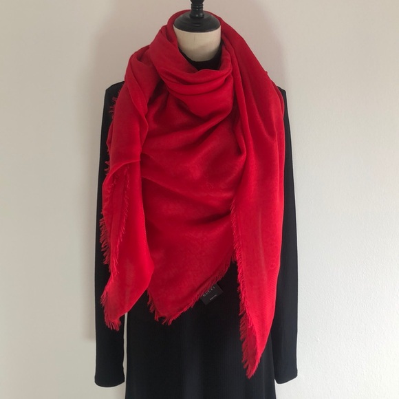 gucci red scarf